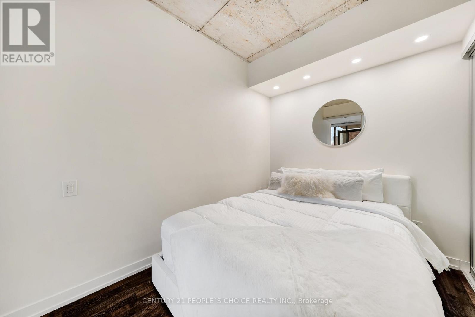 305 - 560 King Street W, Toronto, Ontario  M5V 1M3 - Photo 20 - C12113822
