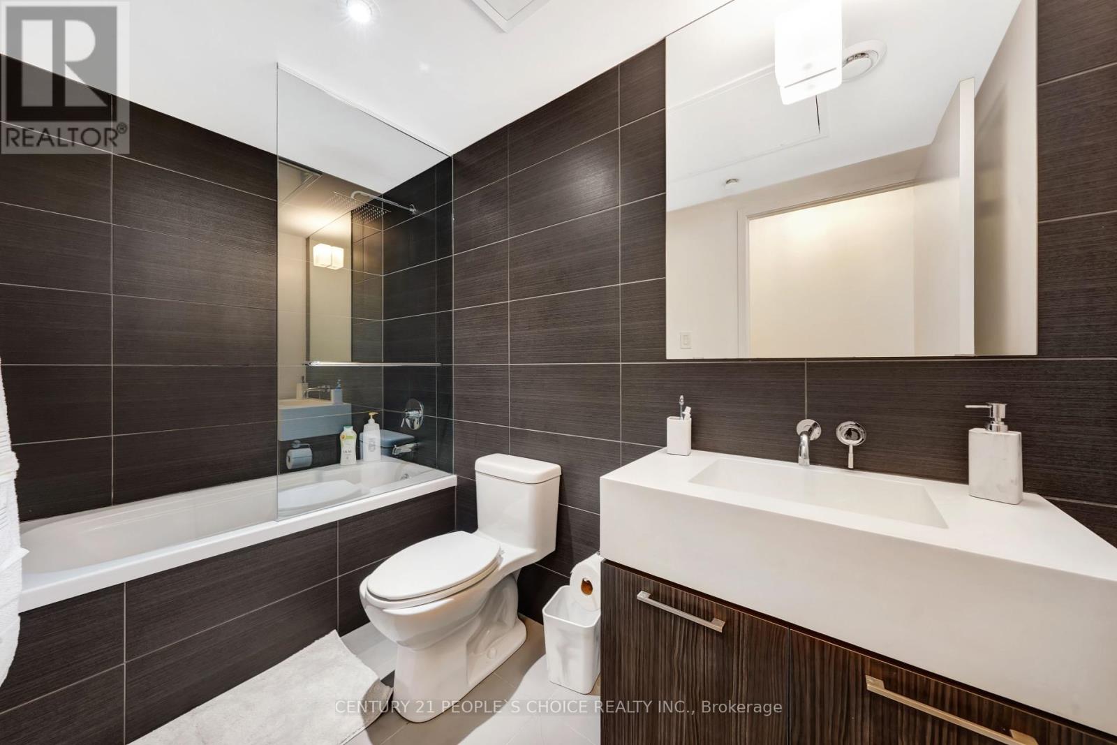 305 - 560 King Street W, Toronto, Ontario  M5V 1M3 - Photo 23 - C12113822