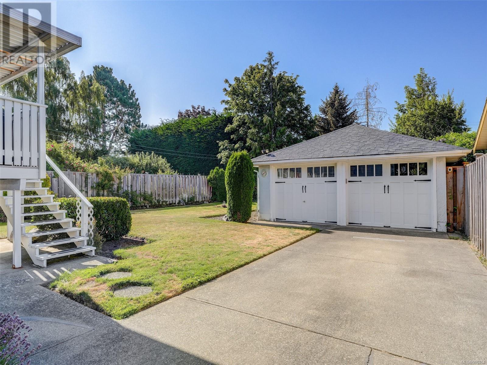 2021 Kings Rd, Oak Bay, British Columbia  V8R 2P6 - Photo 23 - 996764