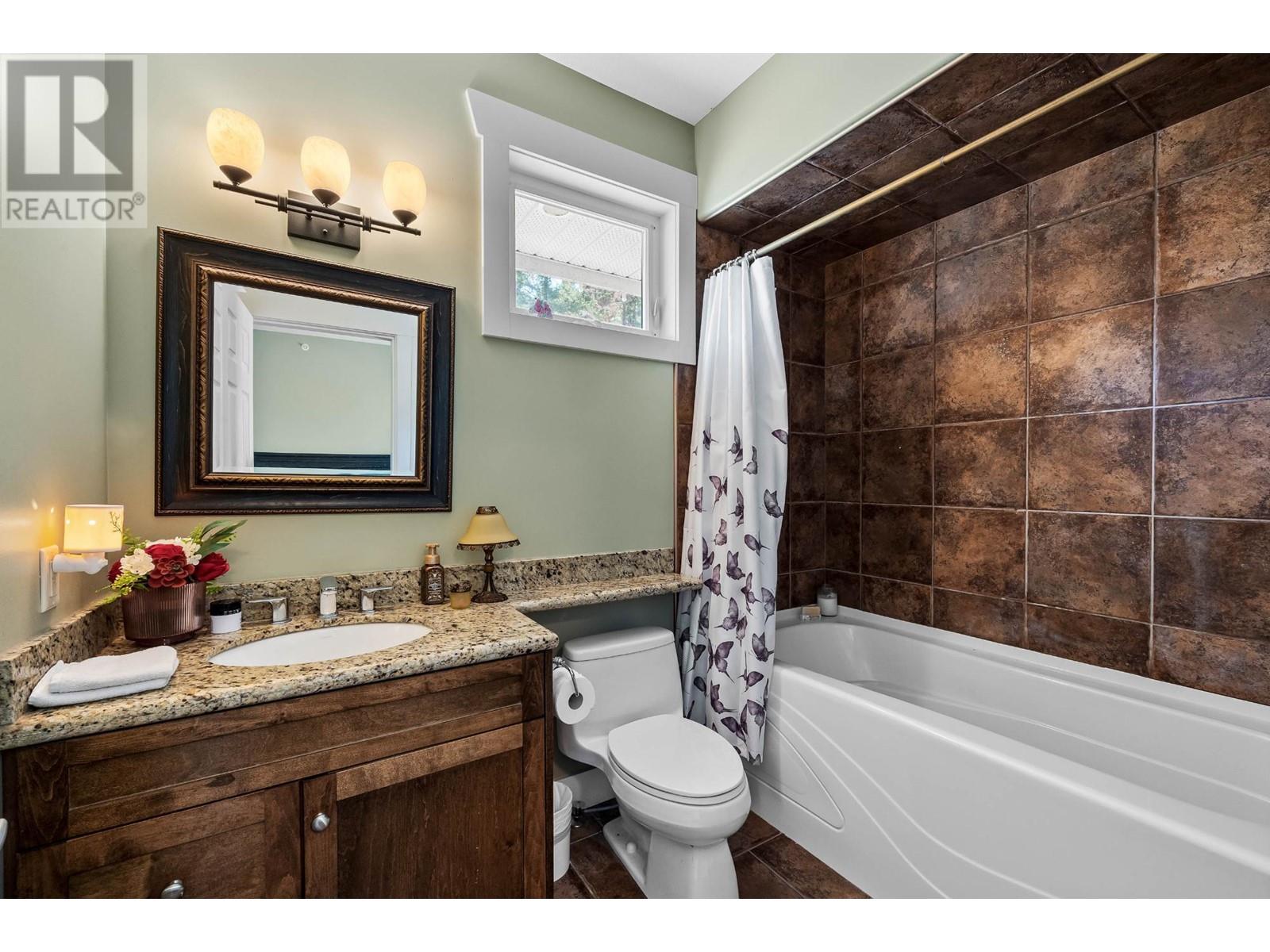 2555 Pratt Road, Kamloops, British Columbia  V2H 1T7 - Photo 39 - 10344321
