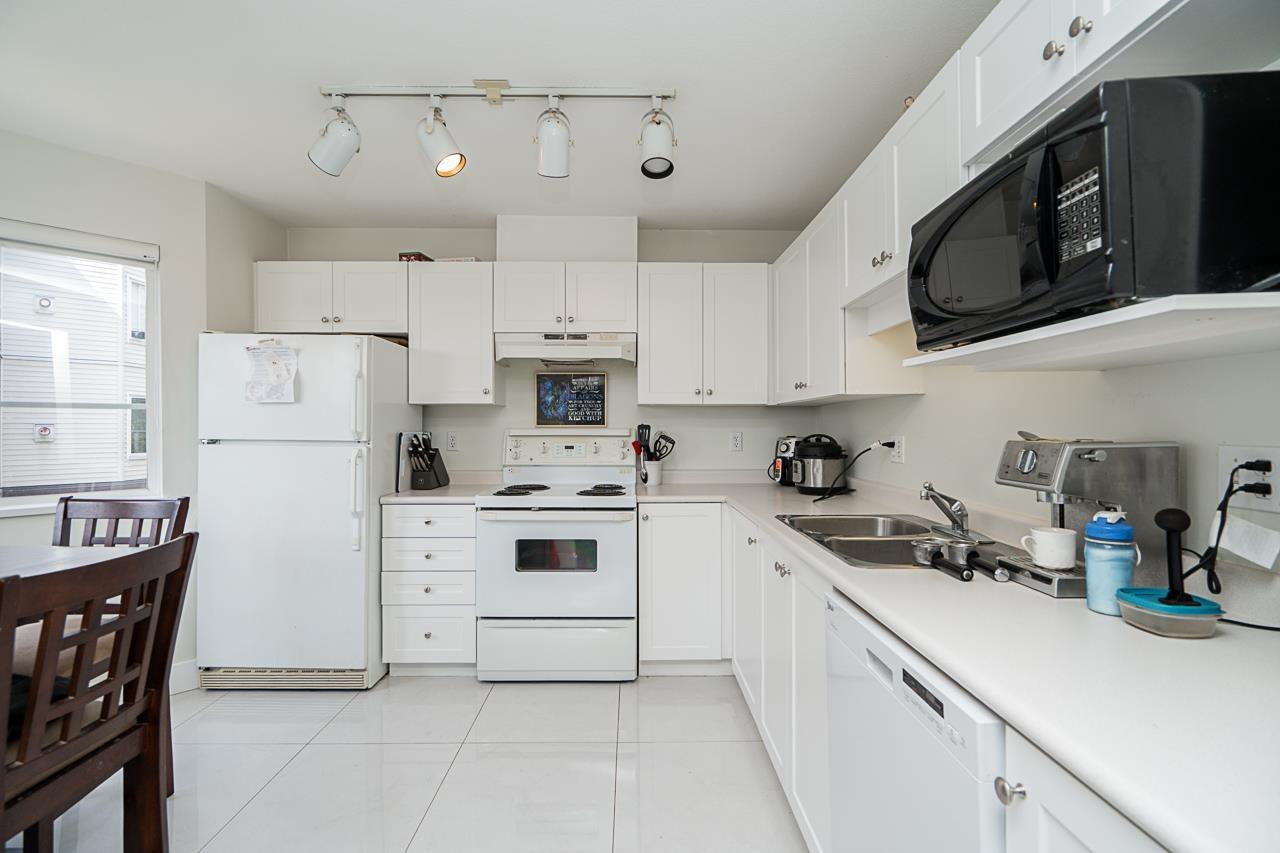 305 5765 Glover Road, Langley, British Columbia  V3A 8M8 - Photo 10 - R2995657