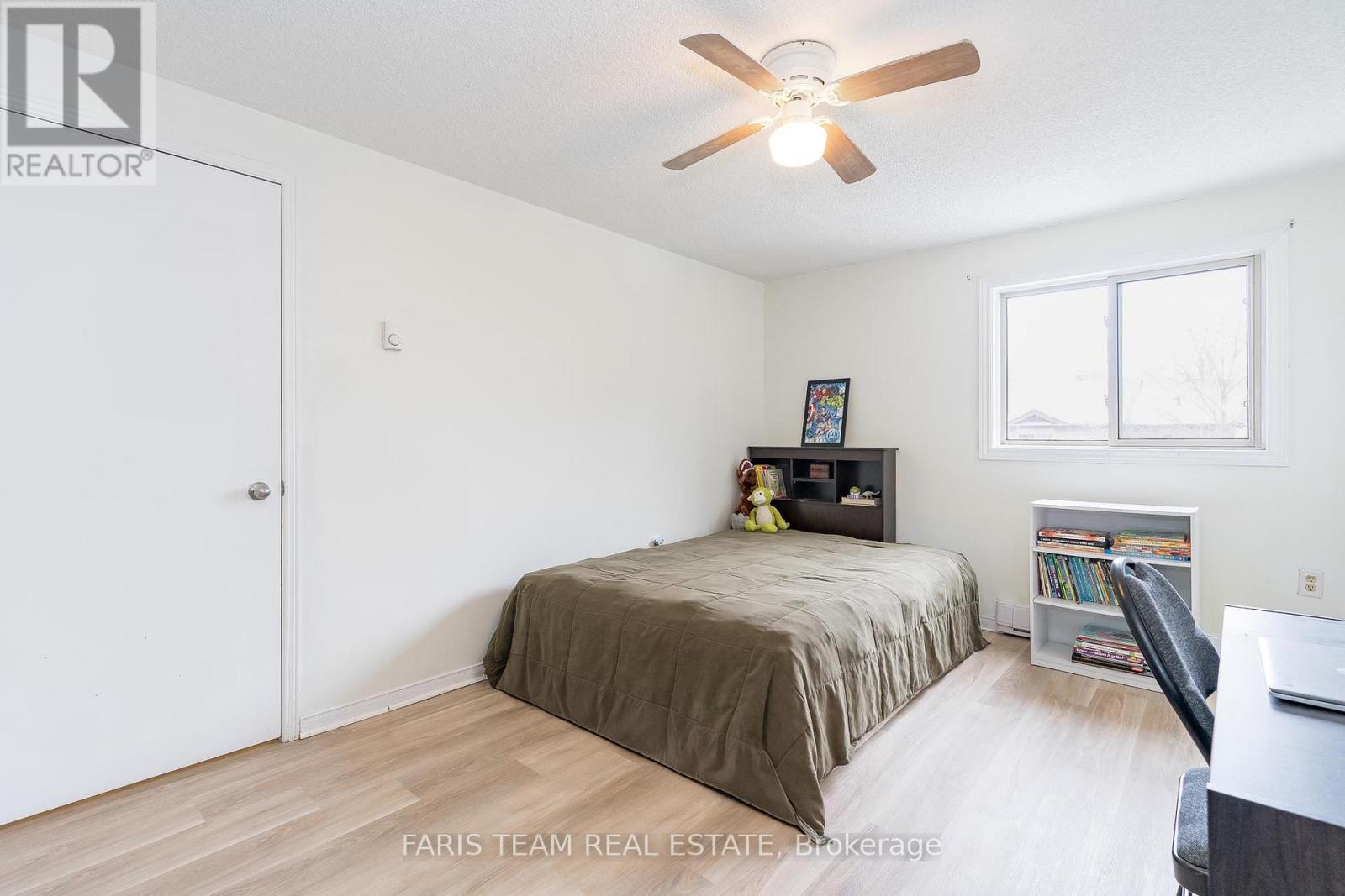 6 Pheasant Trail, Barrie, Ontario  L4N 6W4 - Photo 11 - S12113793