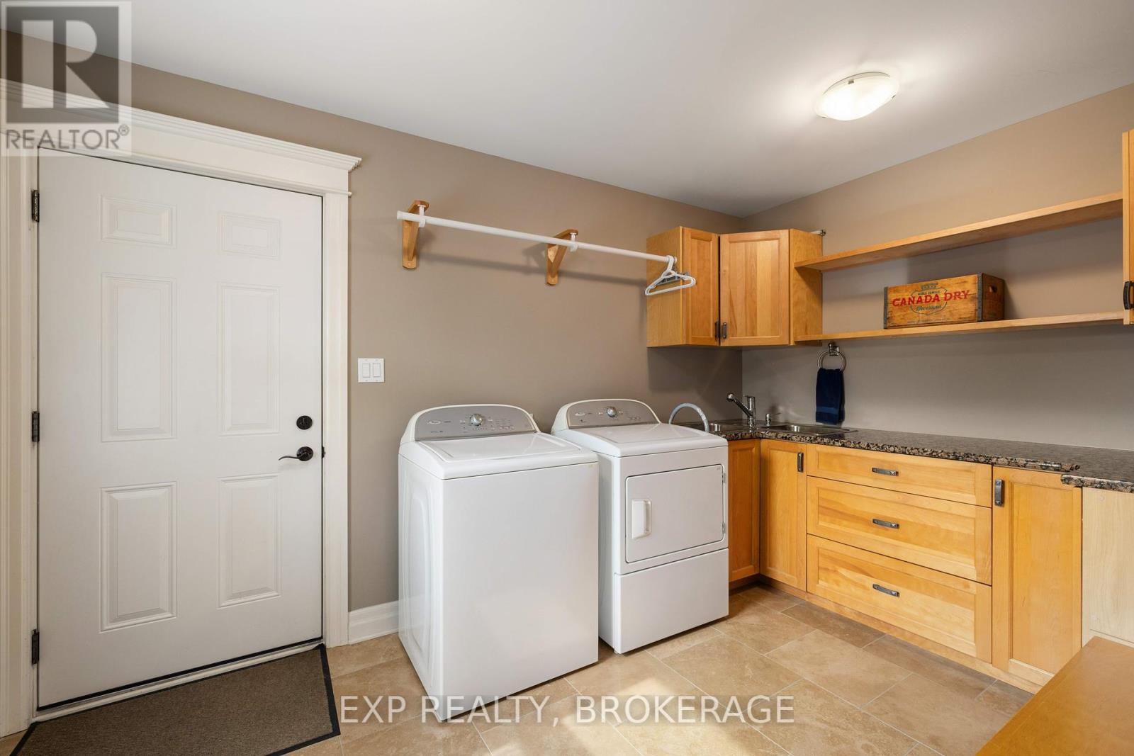 132 Kildare Avenue, Loyalist, Ontario  K7N 1Z5 - Photo 19 - X12025143