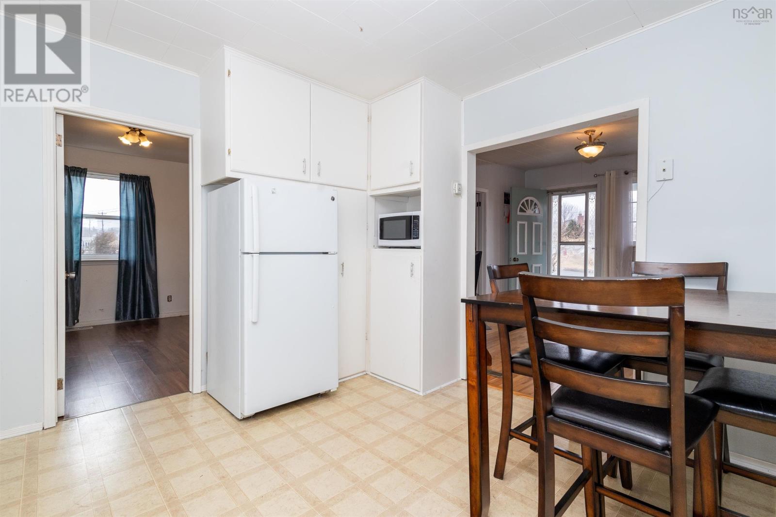 3461 Macleod Avenue, New Waterford, Nova Scotia  B1H 1K5 - Photo 14 - 202505118
