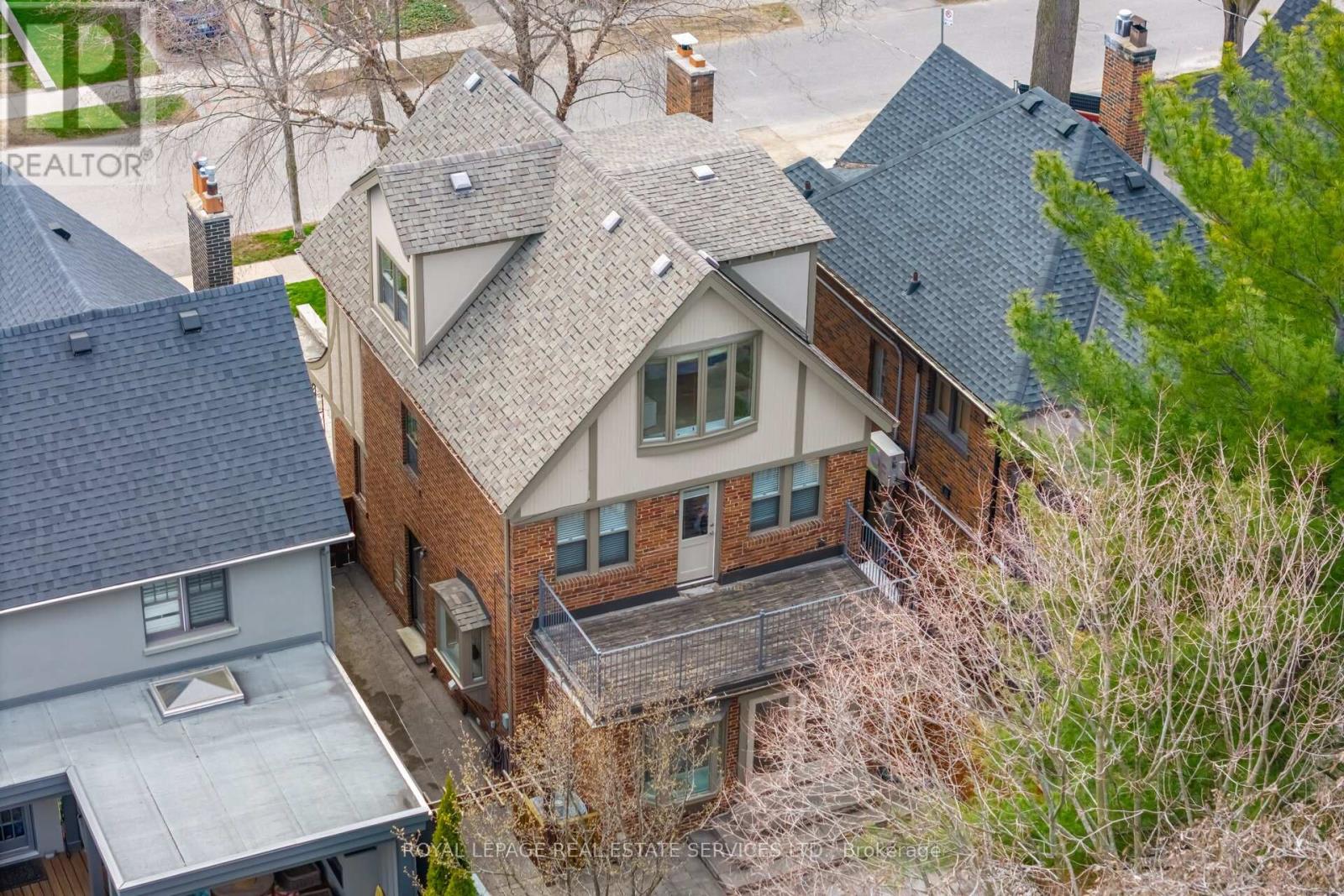 Property at 33 WILLINGDON BOULEVARD image 4