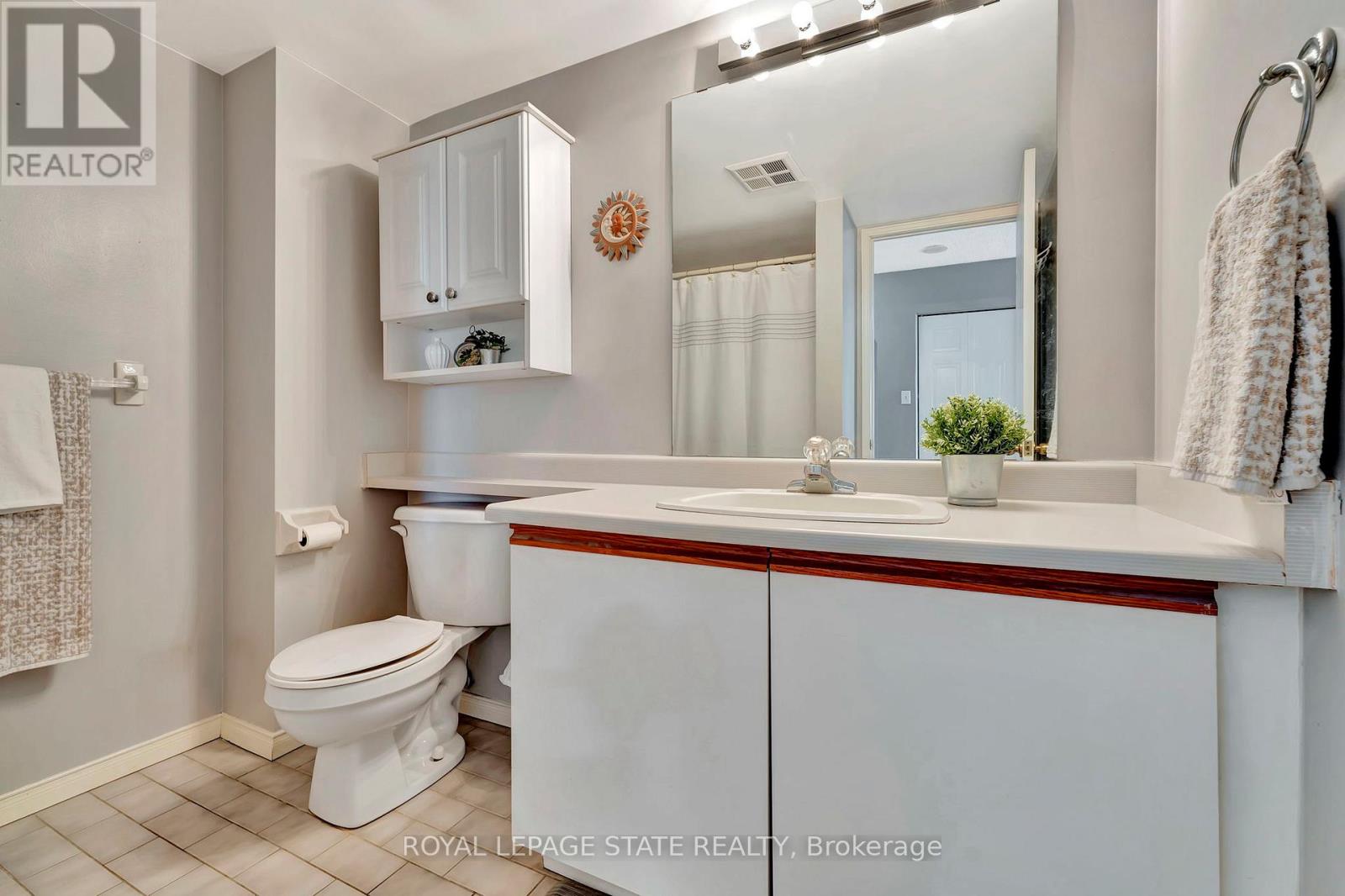 1610 - 1270 Maple Crossing Boulevard, Burlington (Brant), Ontario  L7S 2J3 - Photo 19 - W12113785