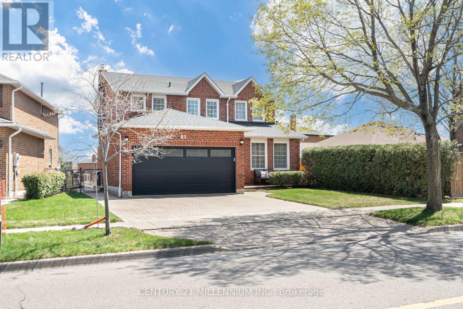 81 Philosopher's Trail, Brampton (Northgate), Ontario  L6S 4L4 - Photo 3 - W12113835