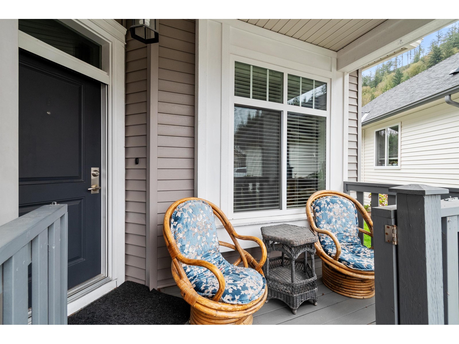 Property at 5590 CRAWLEY DRIVE image 4