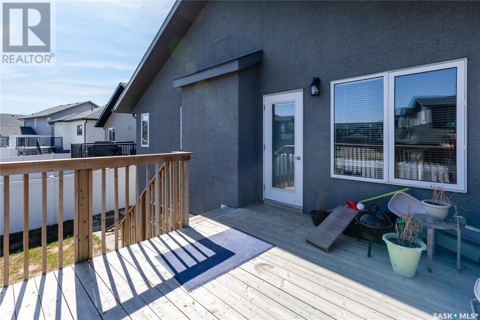Property at 118 Mahabir CRESCENT image 3