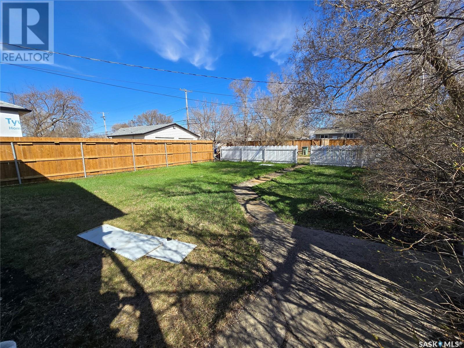 624 Fairford Street E, Moose Jaw, Saskatchewan  S6H 0E9 - Photo 47 - SK003869
