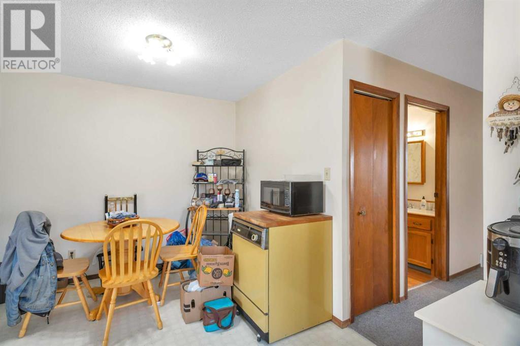 5027 54 Street, Rocky Mountain House, Alberta  T4T 1E6 - Photo 7 - A2216314