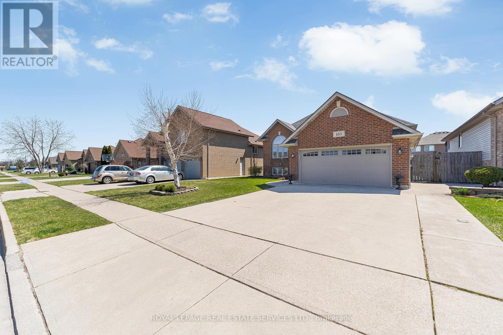 185 Amy Croft Drive, Lakeshore, Ontario  N9K 1E3 - Photo 2 - X12113826