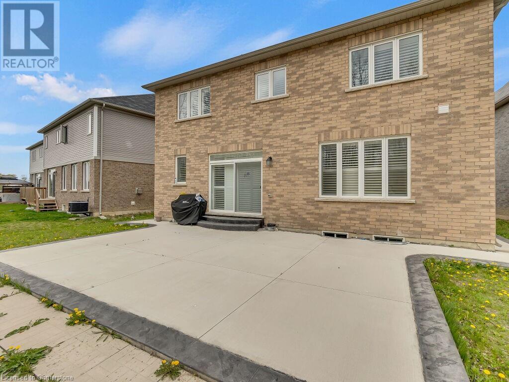 221 Kinsman Drive, Binbrook, Ontario L0R 1C0 - Photo 40 - 40723212