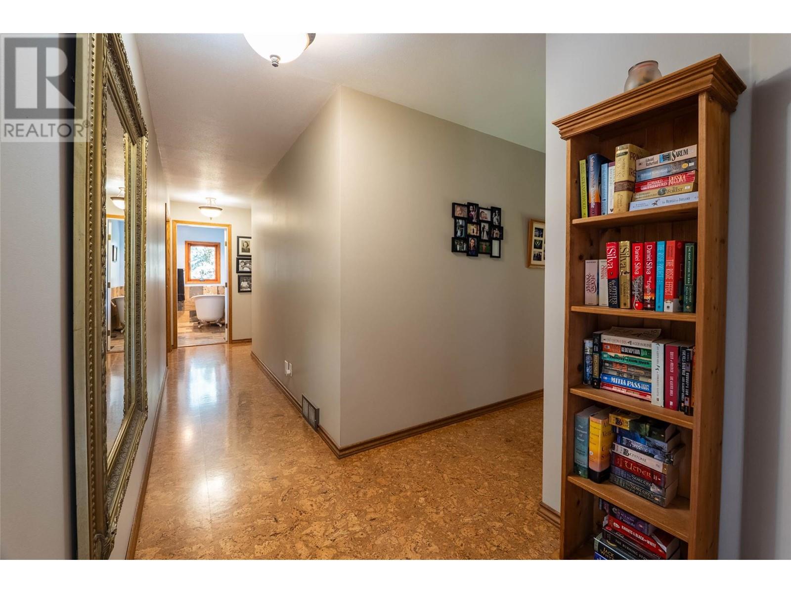 6158 Redfish Road, Nelson, British Columbia  V1L 6M9 - Photo 41 - 10345374