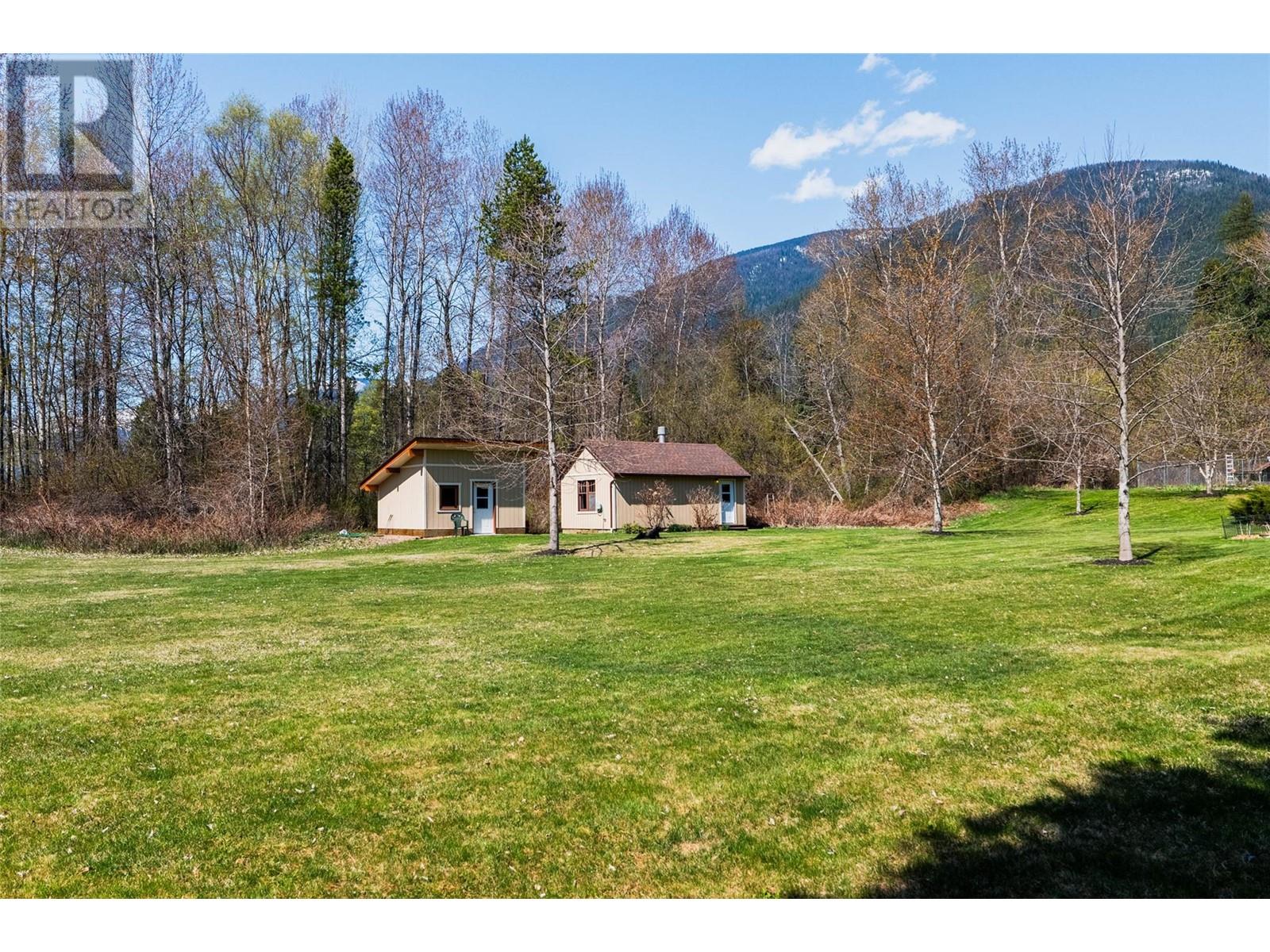 6158 Redfish Road, Nelson, British Columbia  V1L 6M9 - Photo 63 - 10345374