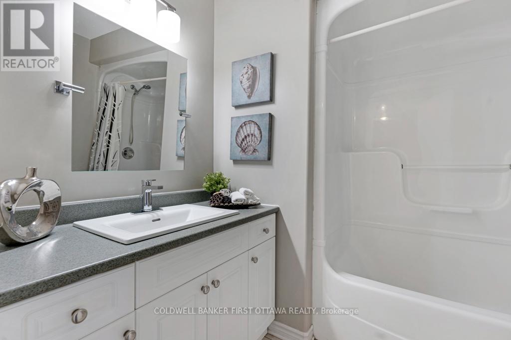 8 Johnston Street, Carleton Place, Ontario  K7C 4S3 - Photo 15 - X12064648