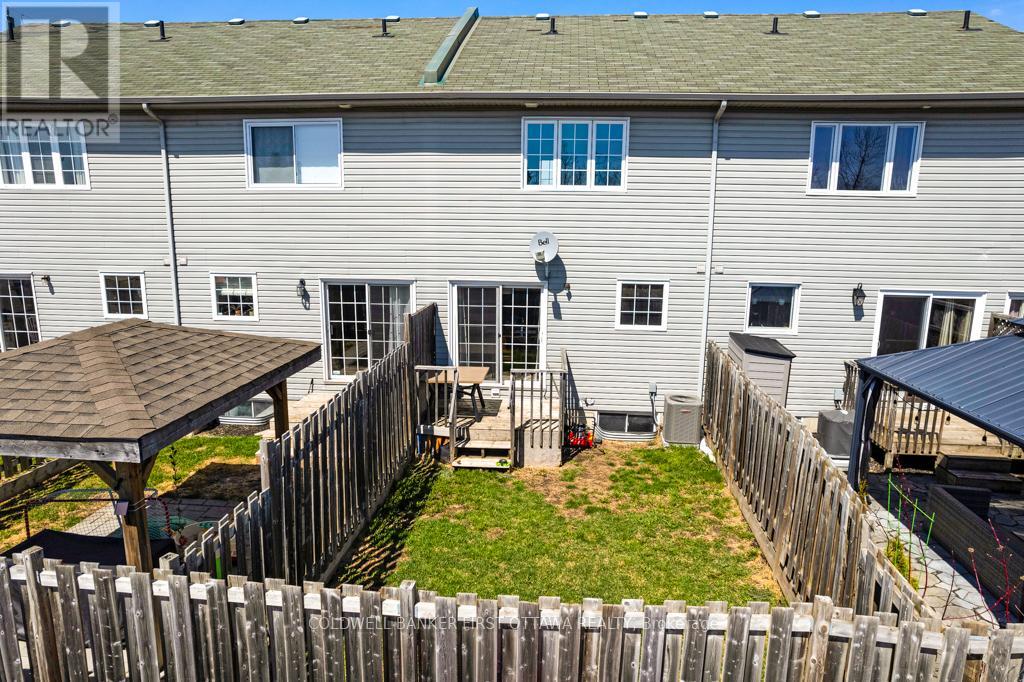 8 Johnston Street, Carleton Place, Ontario  K7C 4S3 - Photo 27 - X12064648