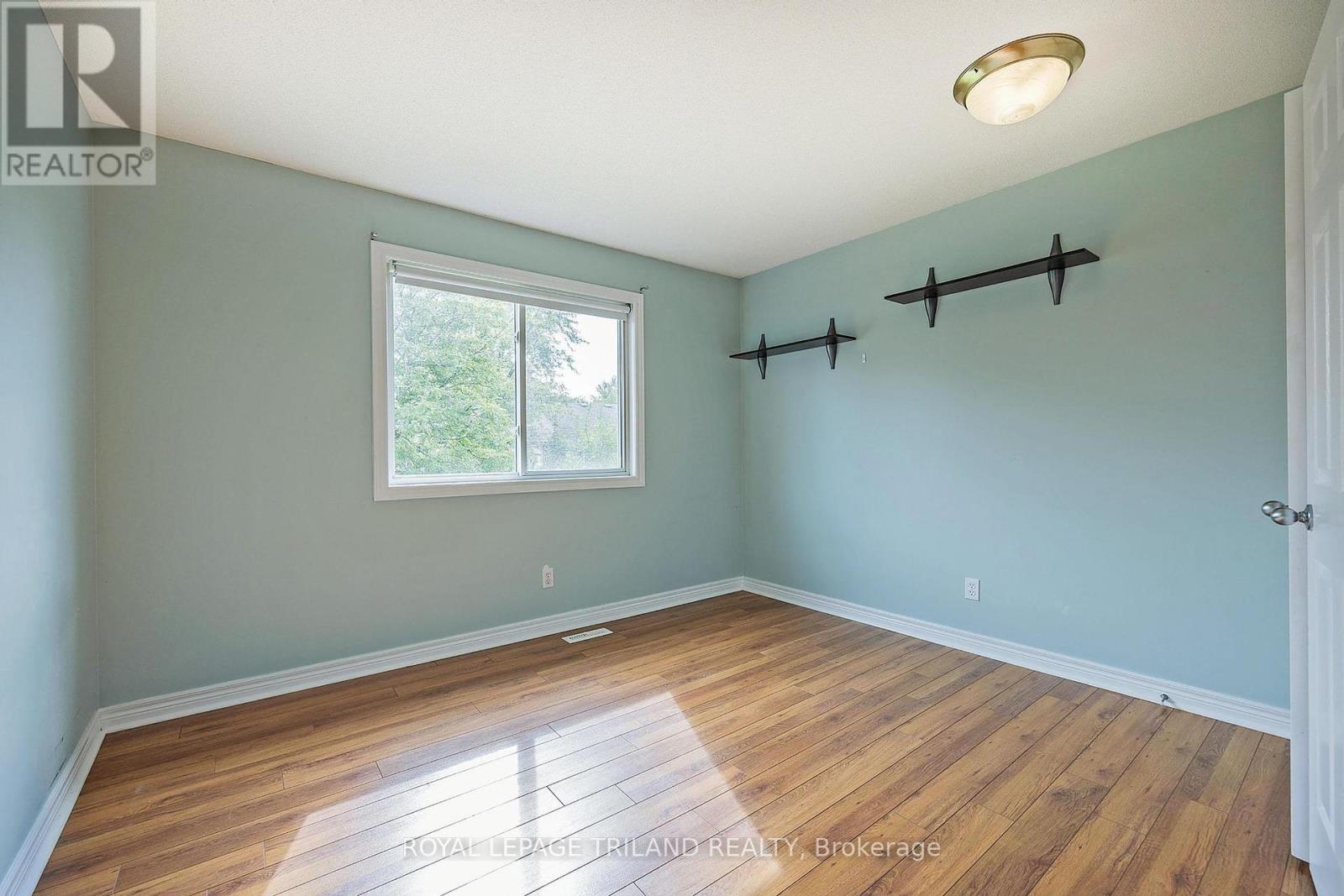 253 Mcgarrell Drive, London North, Ontario  N6G 5E8 - Photo 20 - X12113879