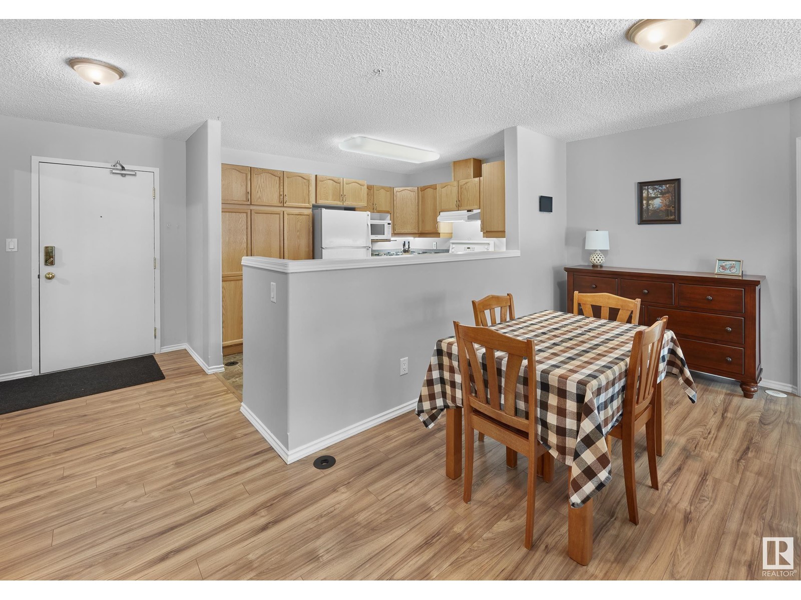 #201 7839 96 St Nw, Edmonton, Alberta  T6C 4R4 - Photo 8 - E4427291