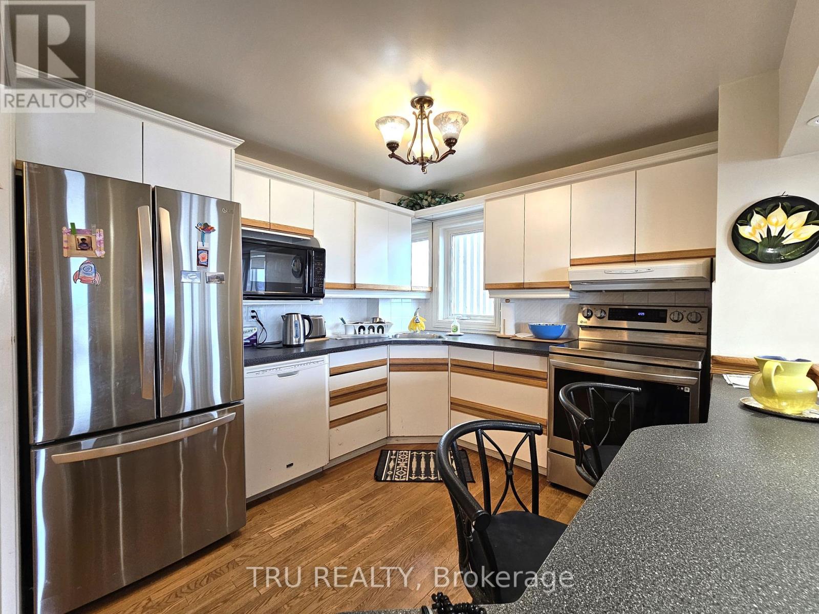 1410 - 1081 Ambleside Drive, Ottawa, Ontario  K2B 8C8 - Photo 20 - X12113913