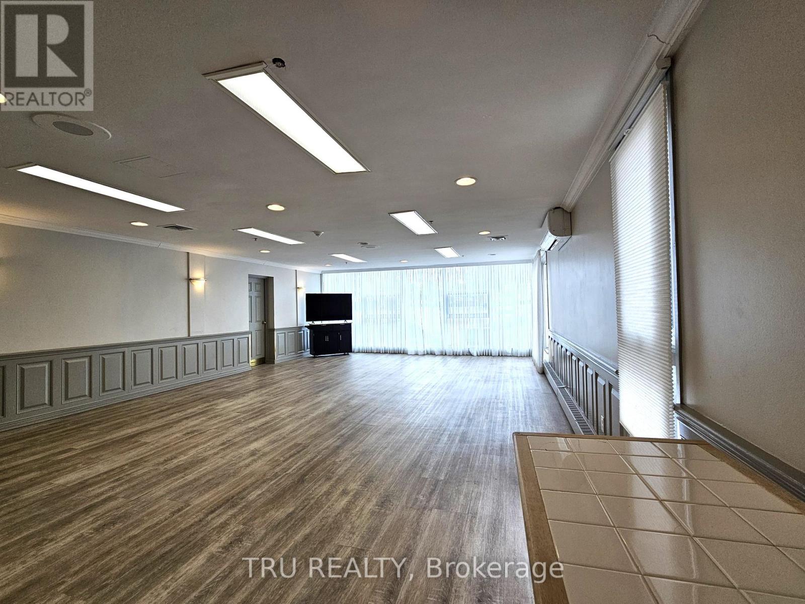 1410 - 1081 Ambleside Drive, Ottawa, Ontario  K2B 8C8 - Photo 39 - X12113913