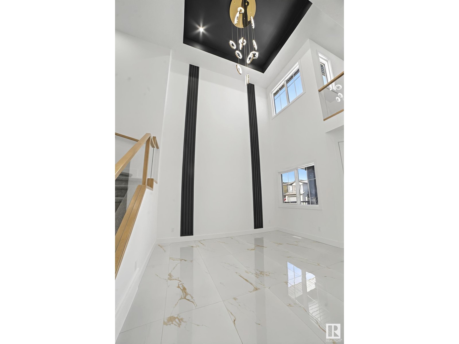 Property at 106 Eldridge PT image 2
