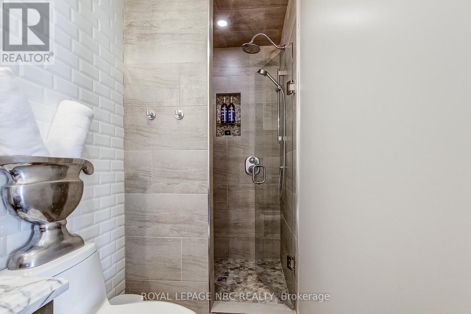33 Gage Street, Niagara-On-The-Lake, Ontario  L0S 1J0 - Photo 26 - X12113865