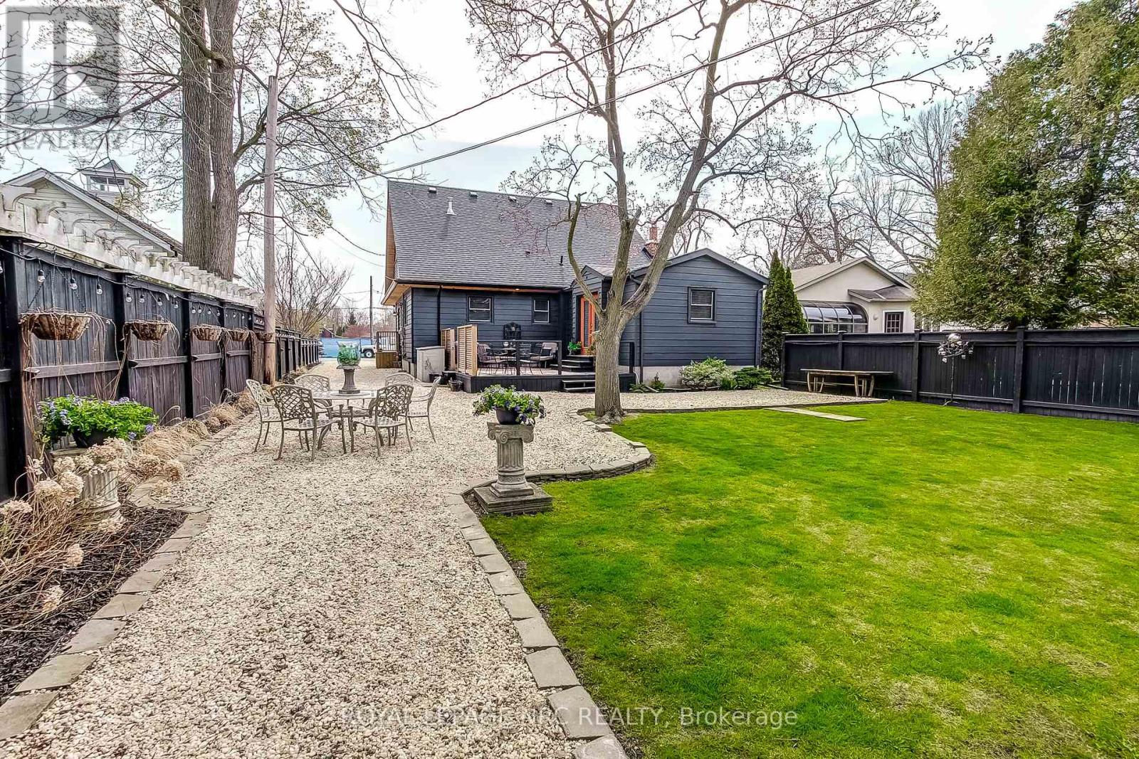 33 Gage Street, Niagara-On-The-Lake (Town), Ontario  L0S 1J0 - Photo 33 - X12113865