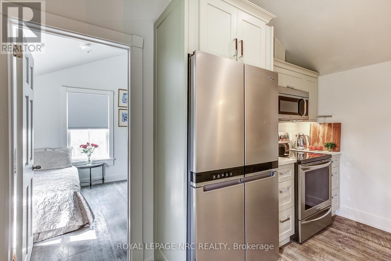 33 Gage Street, Niagara-On-The-Lake, Ontario  L0S 1J0 - Photo 44 - X12113865