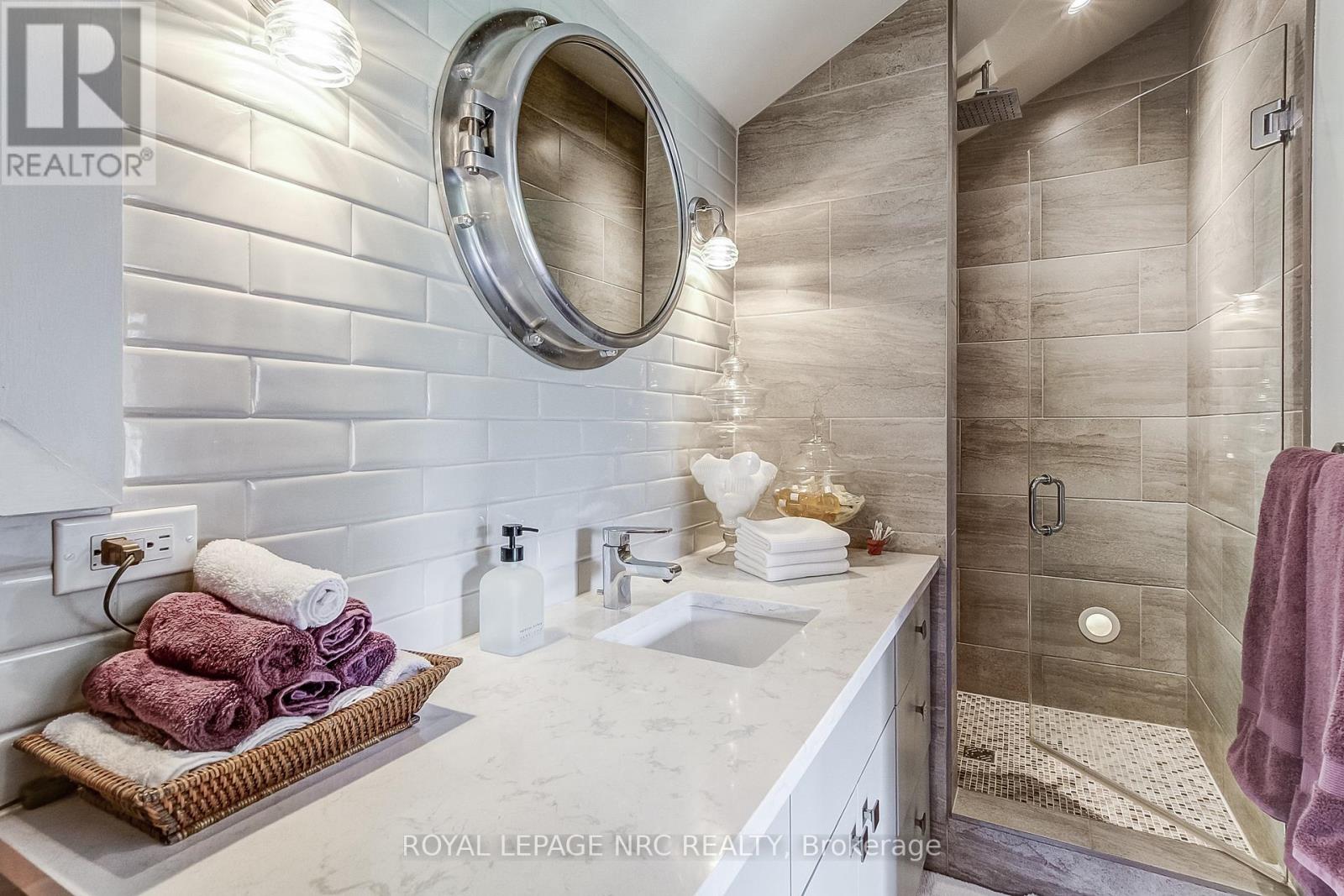 33 Gage Street, Niagara-On-The-Lake, Ontario  L0S 1J0 - Photo 48 - X12113865