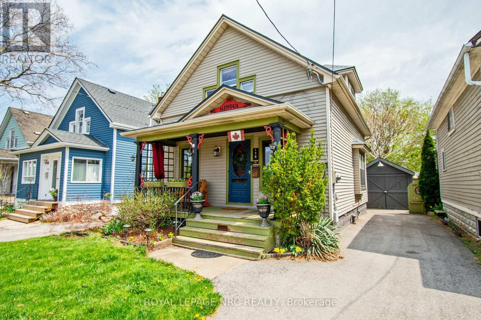 178 Lake Street, St. Catharines (Downtown), Ontario  L2R 5Y9 - Photo 1 - X12113910