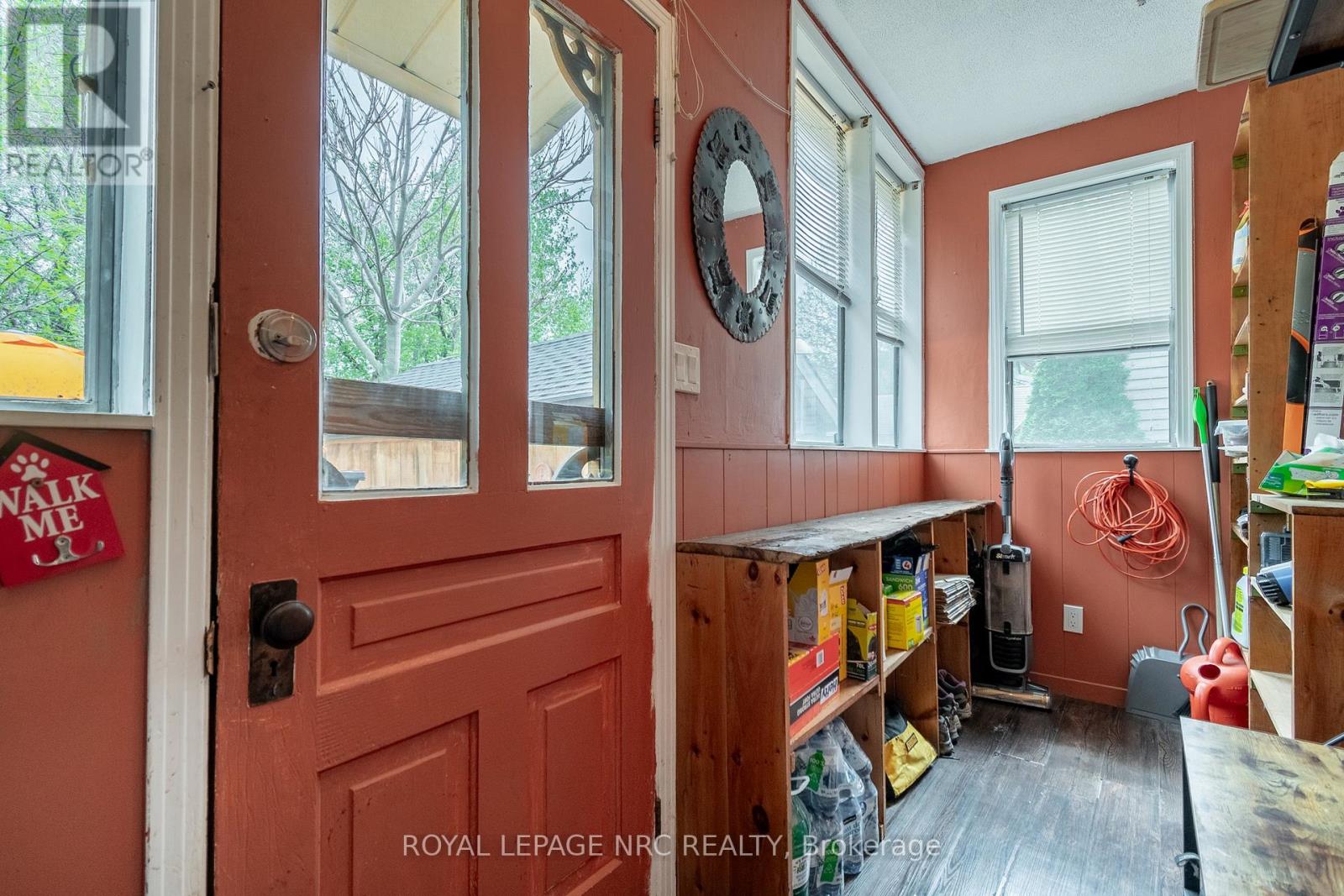 178 Lake Street, St. Catharines (Downtown), Ontario  L2R 5Y9 - Photo 22 - X12113910