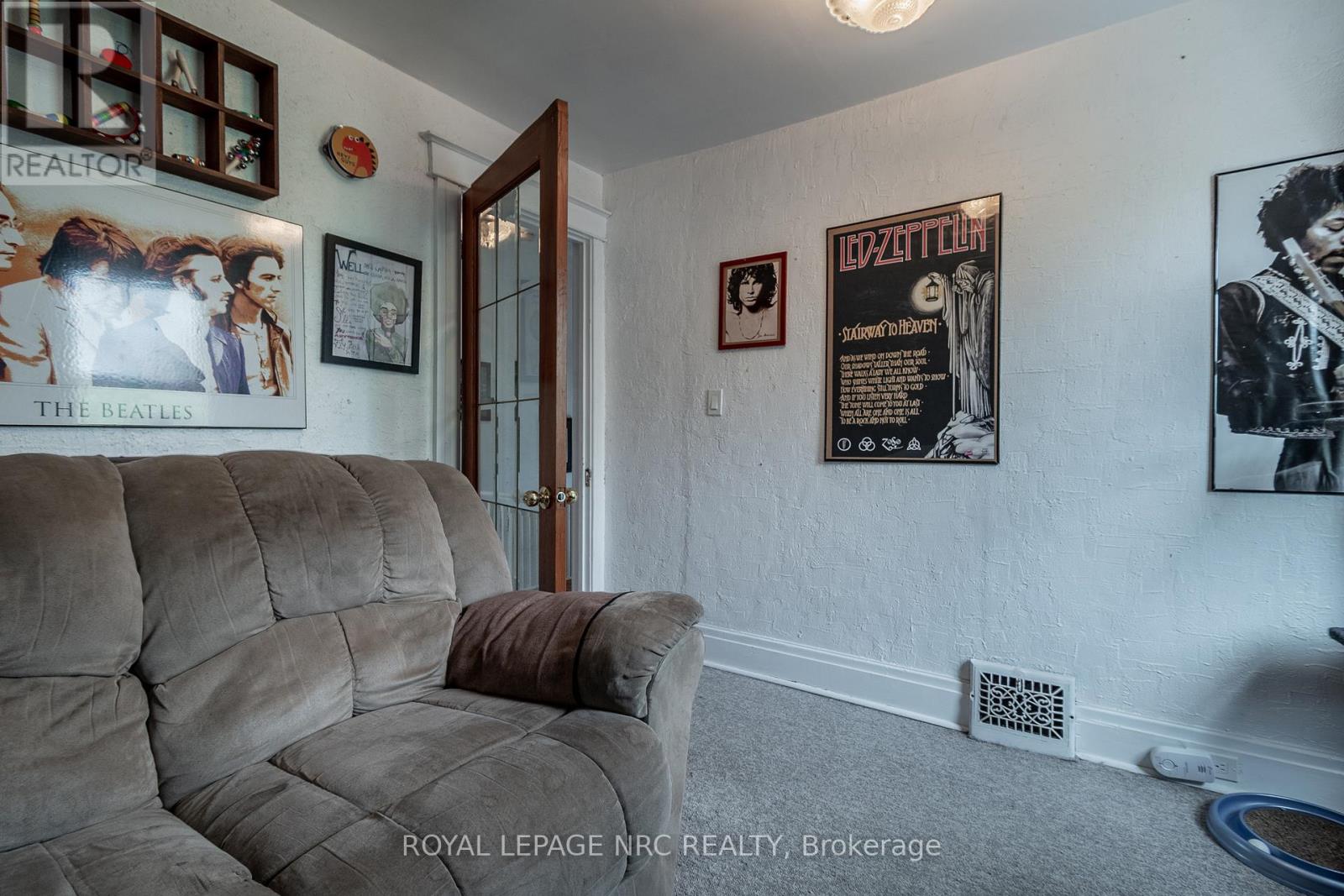178 Lake Street, St. Catharines (Downtown), Ontario  L2R 5Y9 - Photo 34 - X12113910