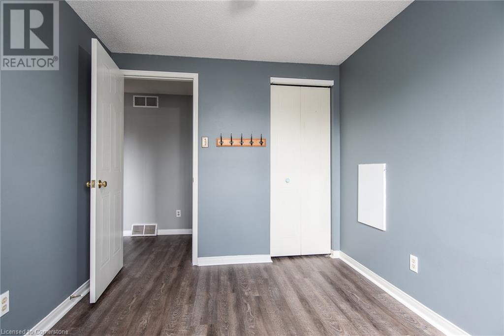 608 Royal Beech Drive Unit# A, Waterloo, Ontario N2T 2K3 - Photo 41 - 40722751