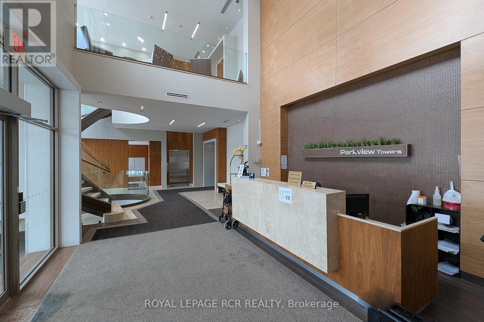 515 - 37 Galleria Parkway, Markham, Ontario  L3T 0A5 - Photo 5 - N12113858