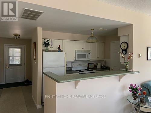 447 Mariners Way, Collingwood, Ontario  L9Y 5C7 - Photo 10 - S12113881