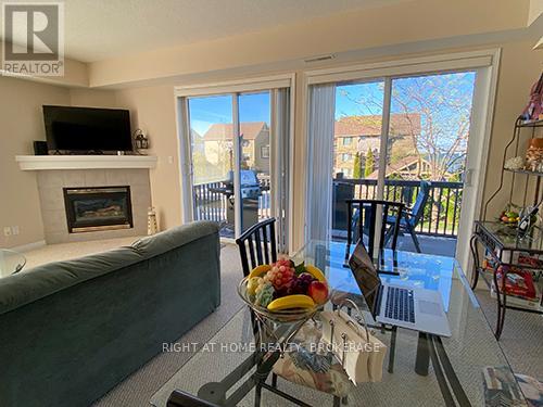 447 Mariners Way, Collingwood, Ontario  L9Y 5C7 - Photo 5 - S12113881