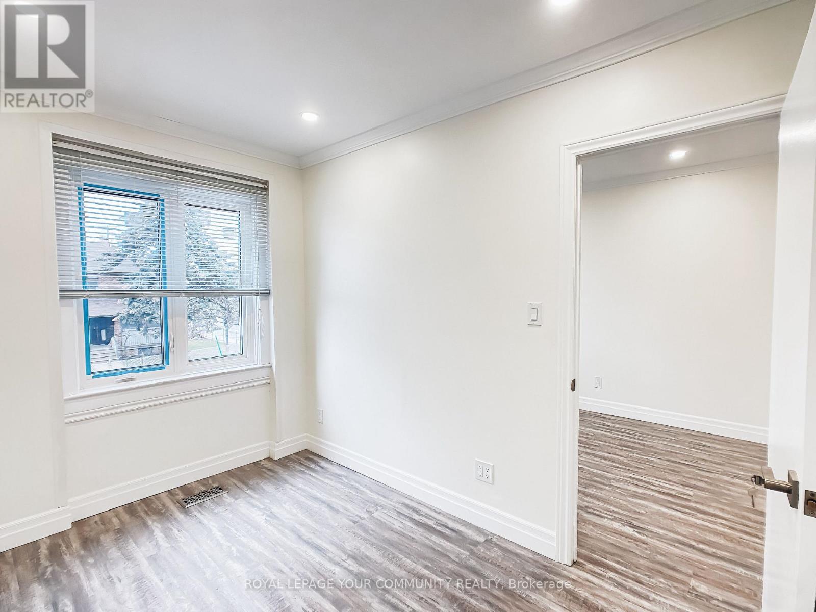 B (Upper) - 1623 Keele Street, Toronto, Ontario  M6M 3V8 - Photo 10 - W12112171