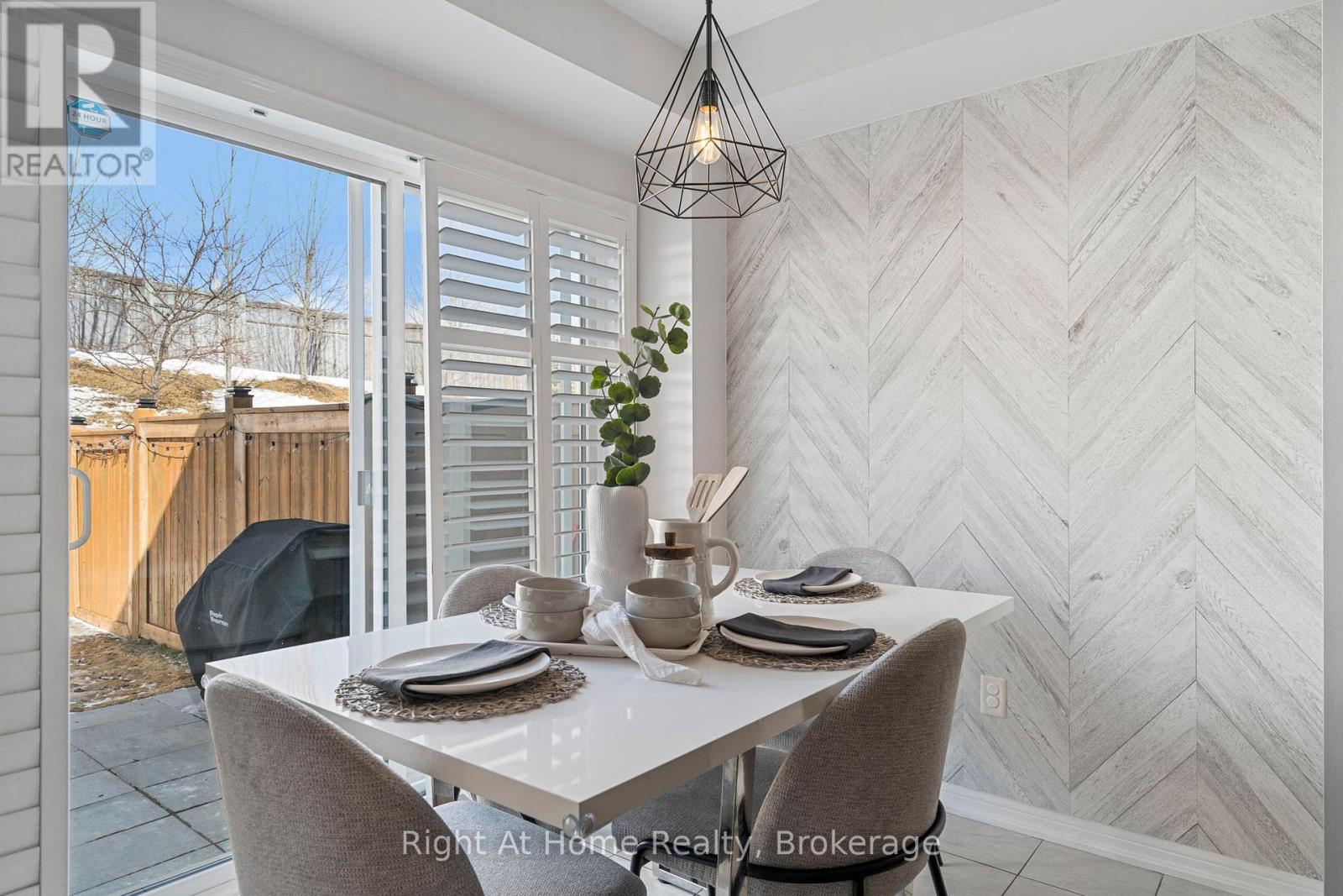 58 Autumn Harvest Road, Clarington, Ontario L1C 0K7 - Photo 10 - E12113970
