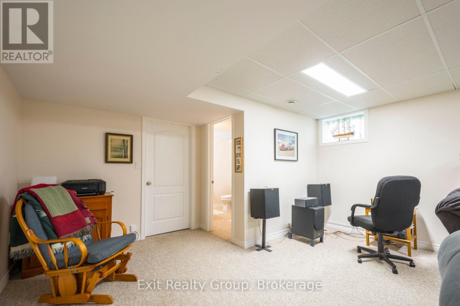 30 Aletha Drive, Prince Edward County, Ontario  K0K 3L0 - Photo 19 - X12113575