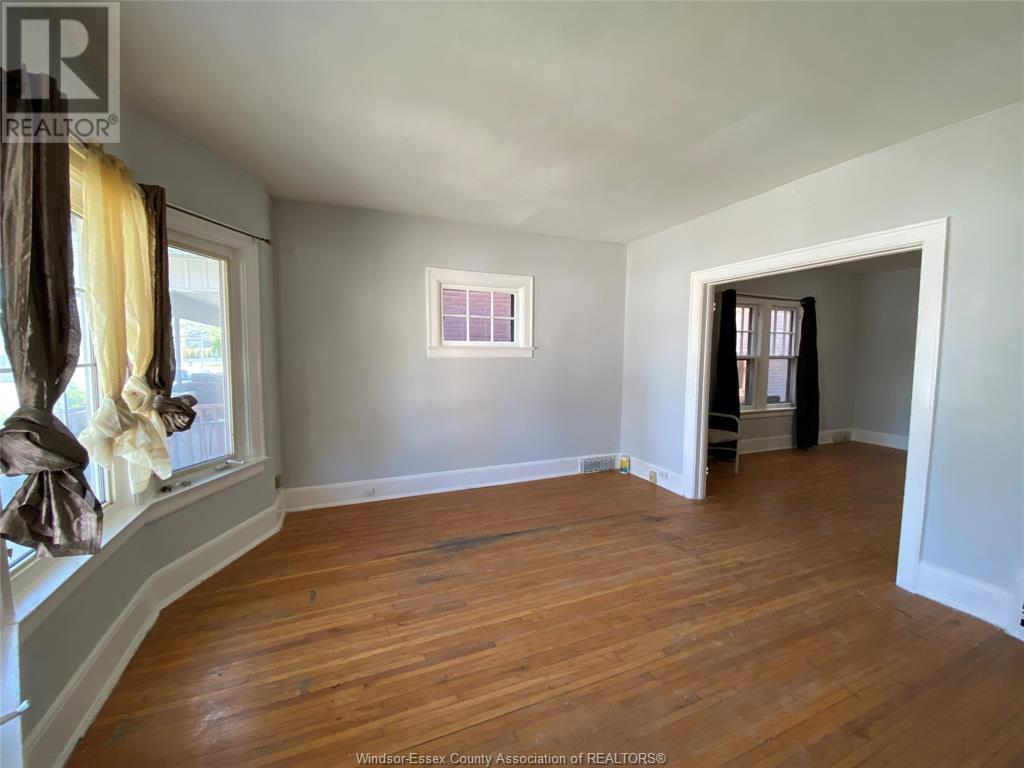 845 Pelissier Unit# Main Floor, Windsor, Ontario  N9A 4L6 - Photo 4 - 25010737