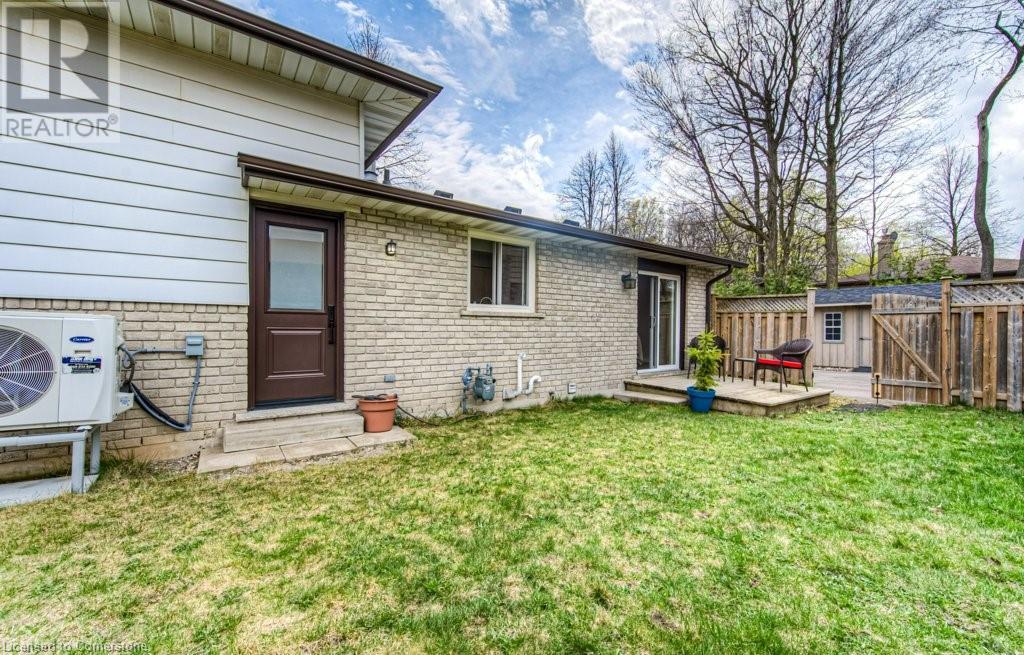 111 Martinglen Crescent, Kitchener, Ontario  N2E 2A3 - Photo 39 - 40722950