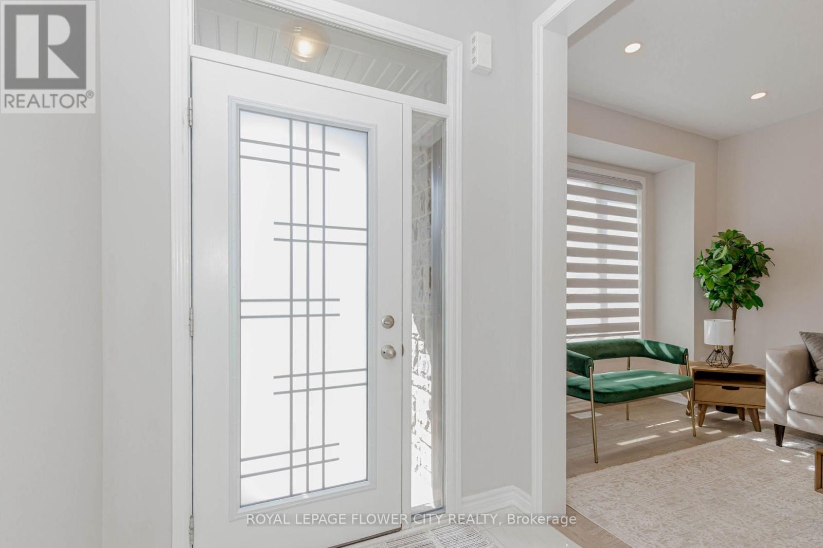 Property at 1371 LOBELIA CRESCENT image 5
