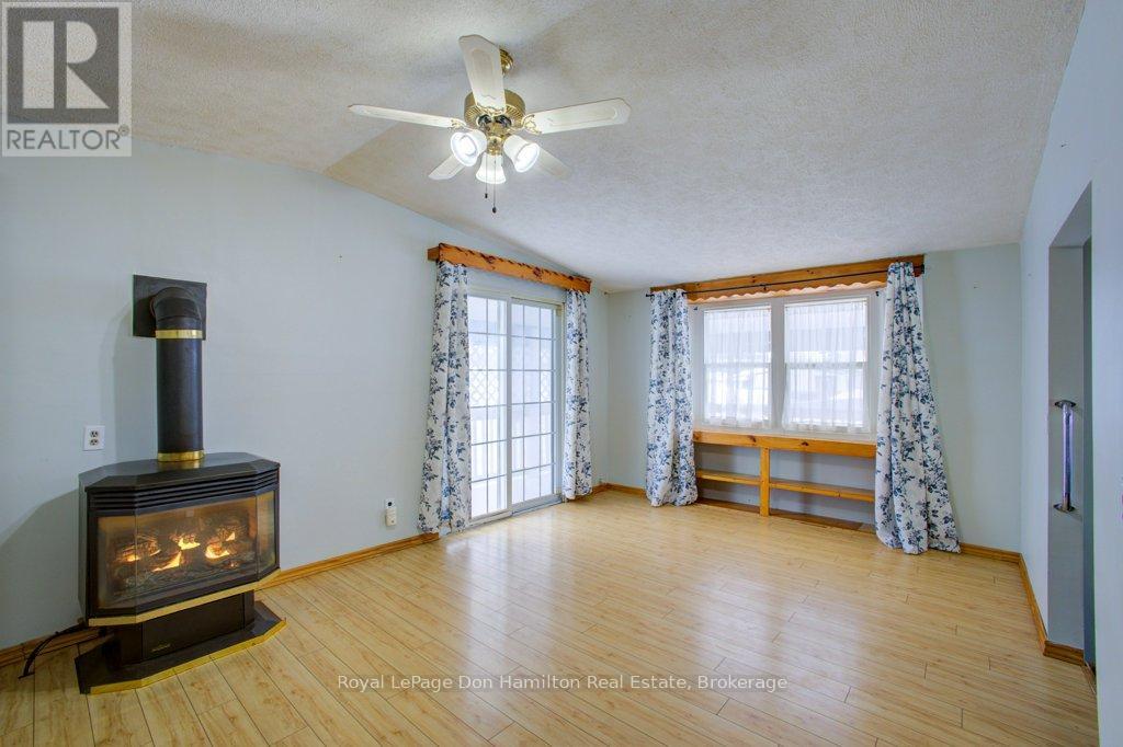 62 Fairview Crescent, North Perth, Ontario  N4W 3G8 - Photo 4 - X11984313