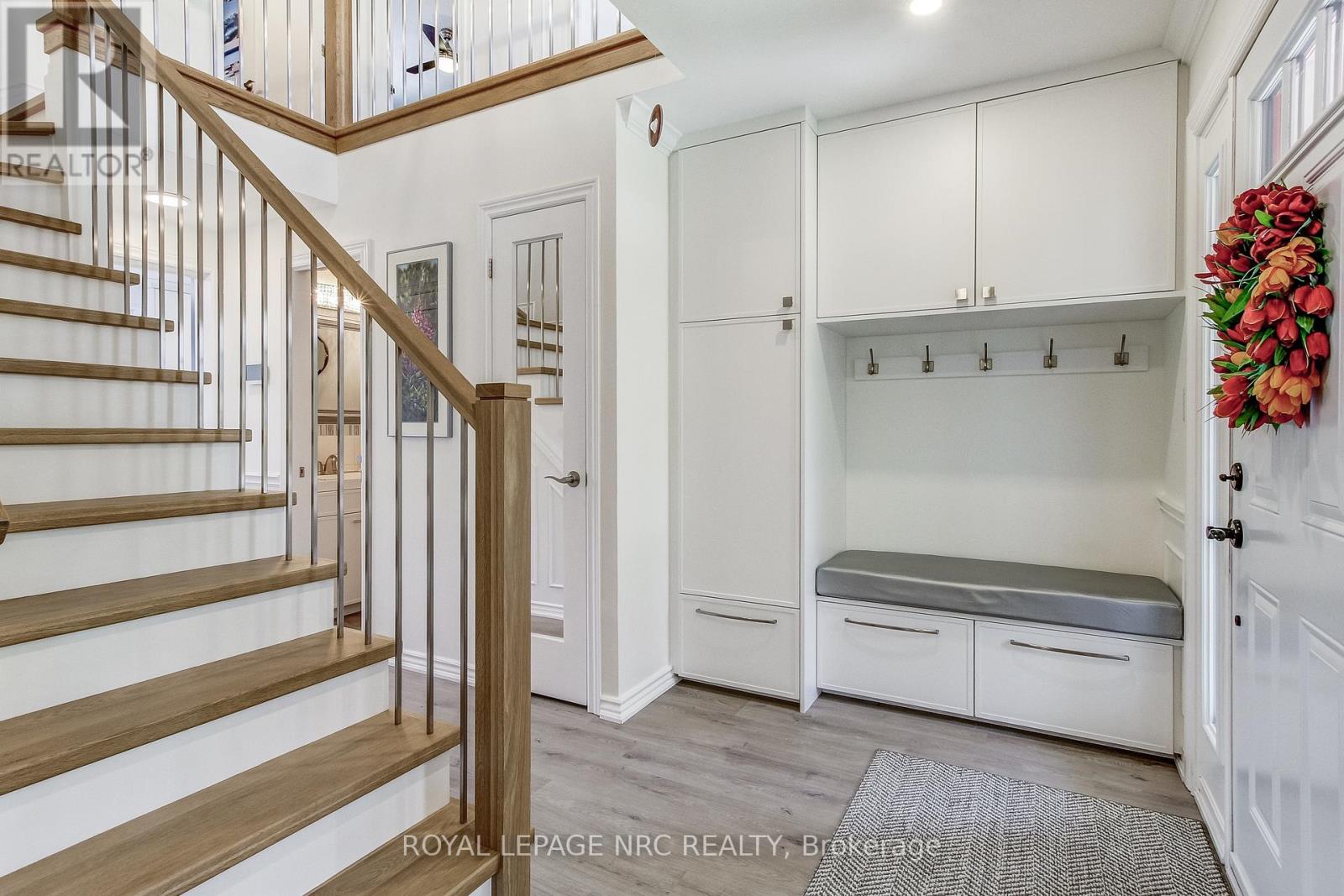 Property at 3 LOWER CANADA DRIVE image 3