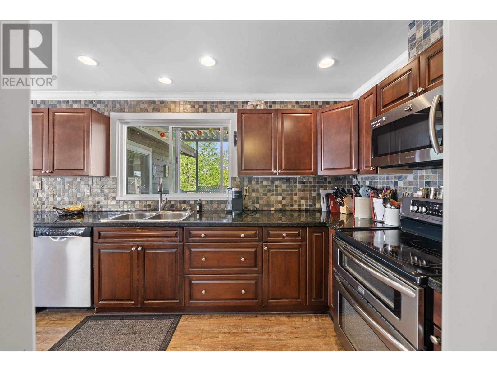 Property at 5405 CHAMBERLAYNE AVENUE image 4