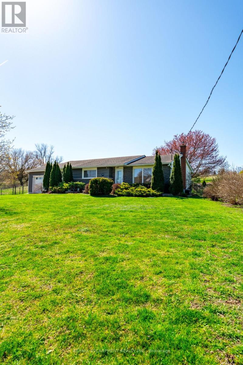 Property at 258 OAKHILL DRIVE image 2