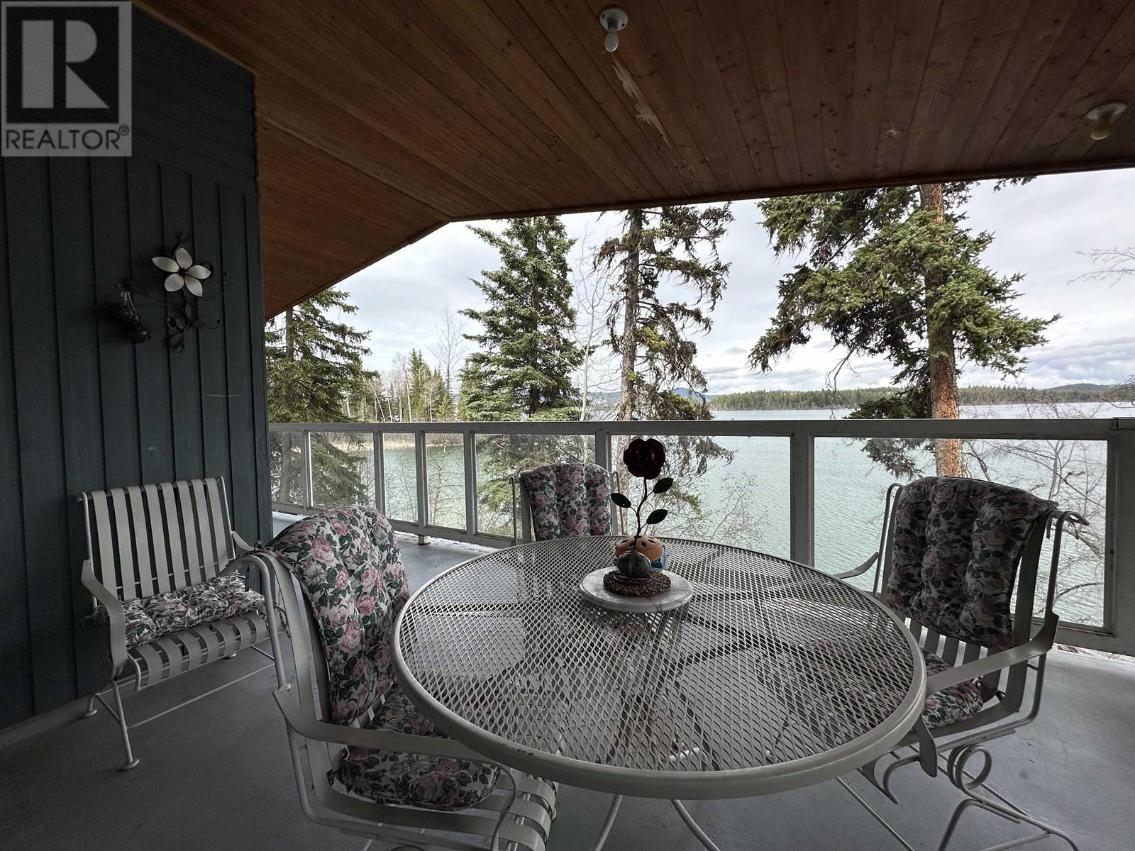 7477 Greenall Road, Bridge Lake, British Columbia  V0K 1E0 - Photo 11 - R2996511