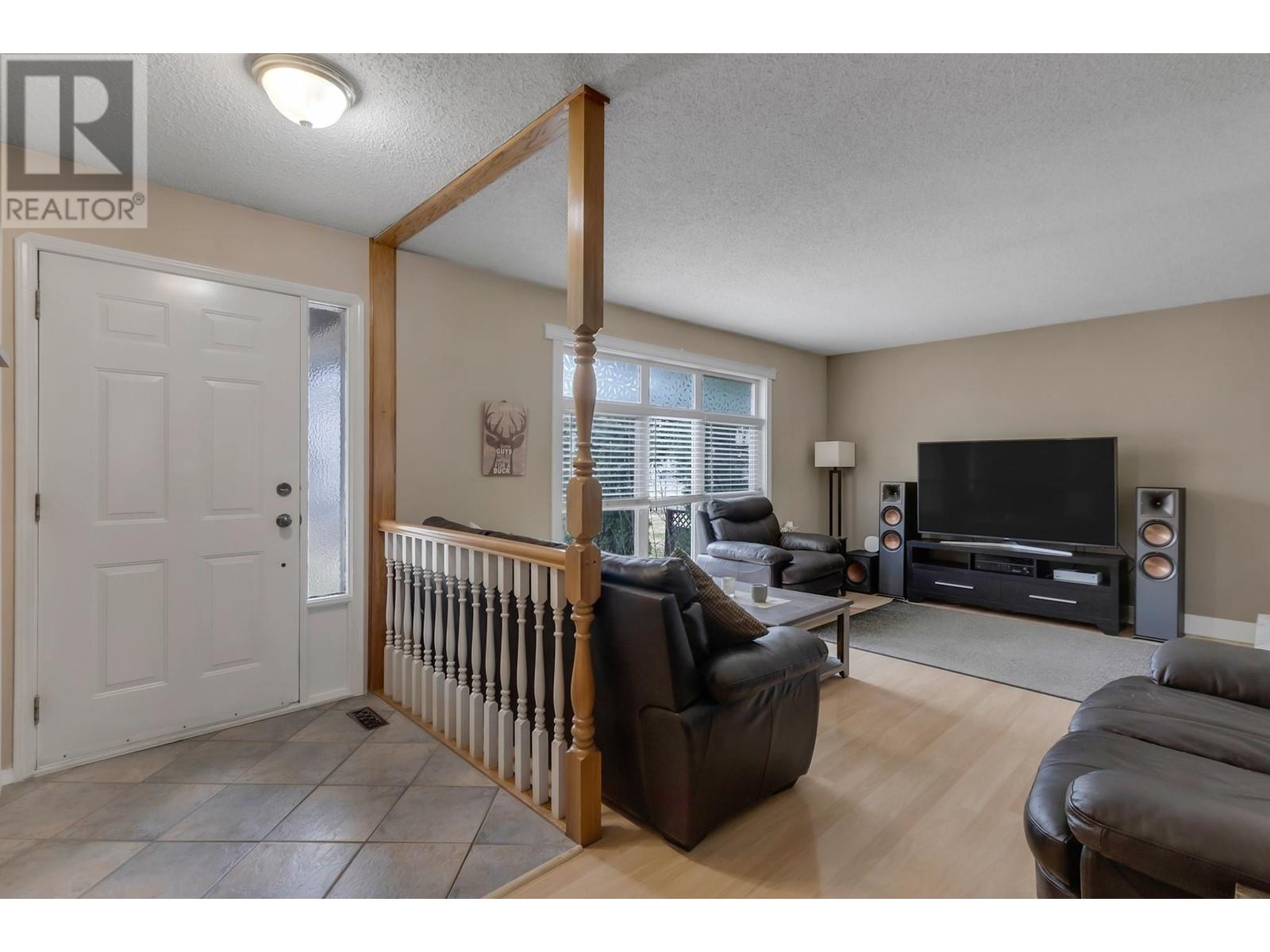 Property at 8277 FLAMINGO ROAD image 2