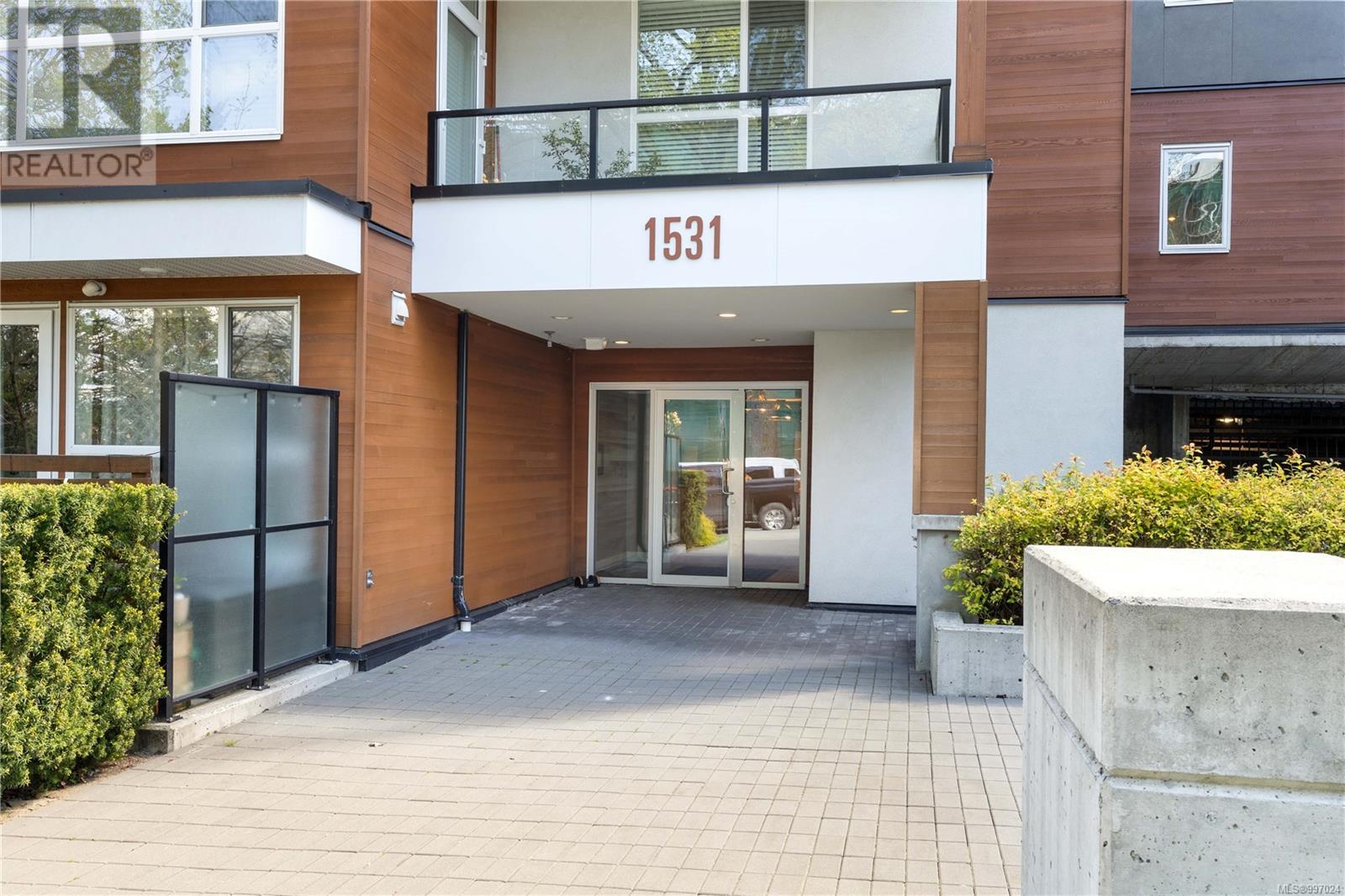 301 1531 Elford St, Victoria, British Columbia  V8R 3X9 - Photo 31 - 997024